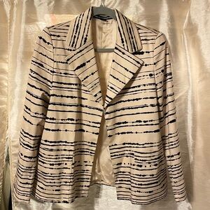 Linda Allard/ELLEN TRACY jacket